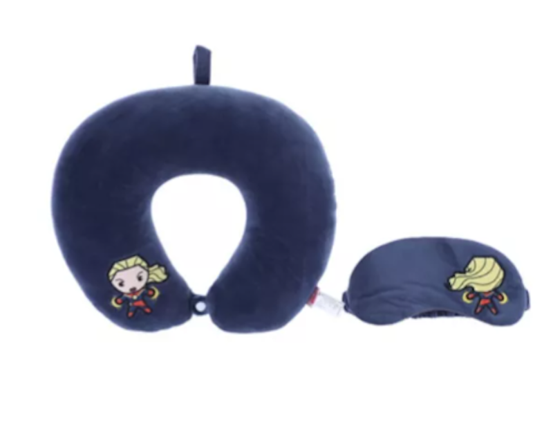 Bantal Leher dan Penutup Mata Marvel