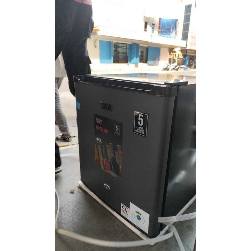 GEA Kulkas Mini Bar