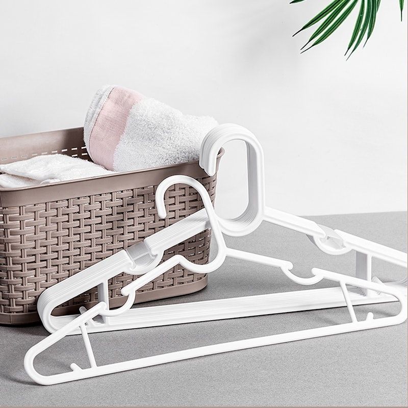 Simple Cloth Hanger